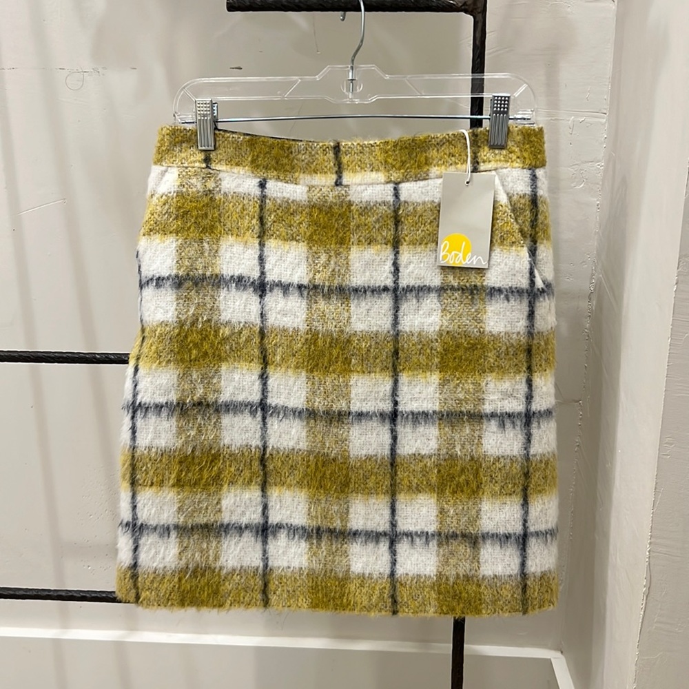 NTW BODEN plaid skirt sz 6 US